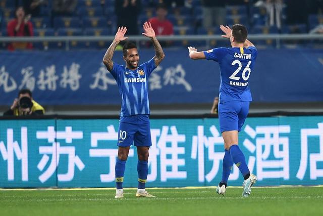 利字合砍63分三球空砍50分 雄鹿险胜黄蜂4连胜